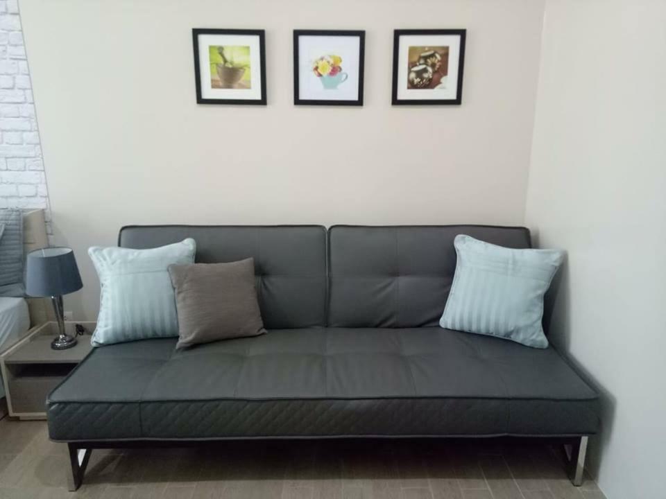 Eighty One Newport Boulevard Manila Luaran gambar
