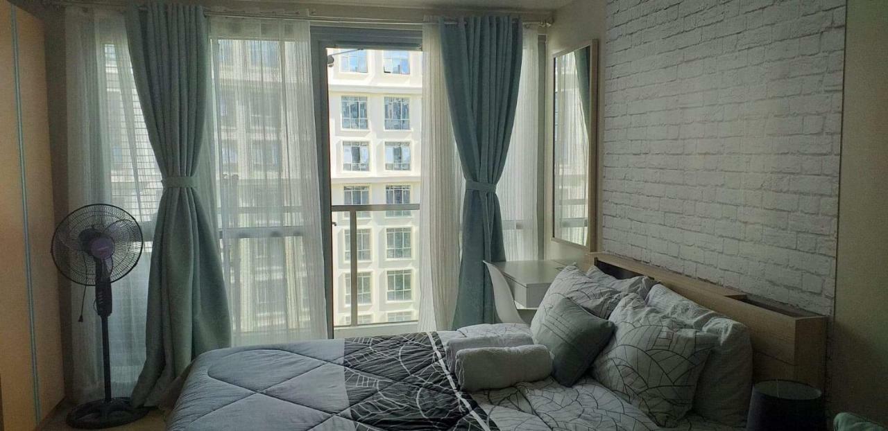 Eighty One Newport Boulevard Manila Luaran gambar