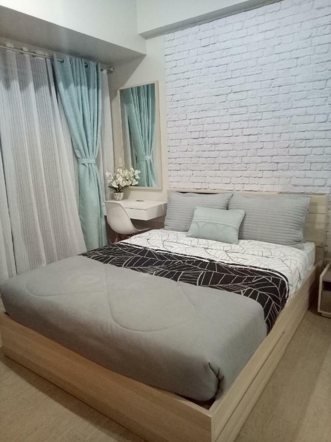 Eighty One Newport Boulevard Manila Luaran gambar