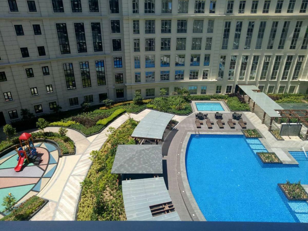 Eighty One Newport Boulevard Manila Luaran gambar